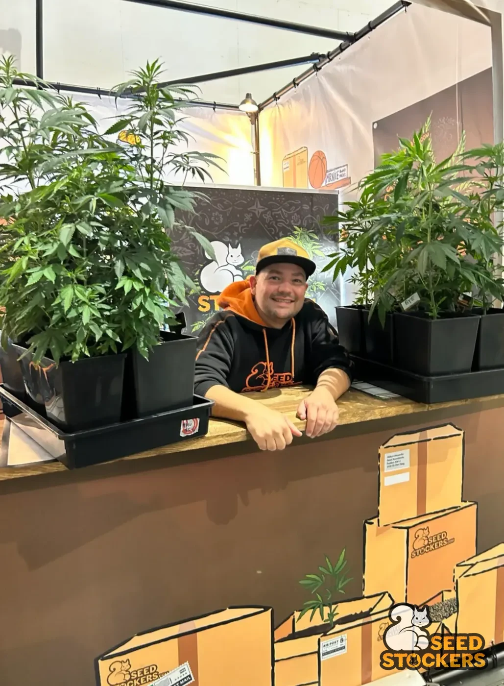Jouke Piepenbrink, fundador da Seedstockers, no estande da marca na Mary Jane Berlin